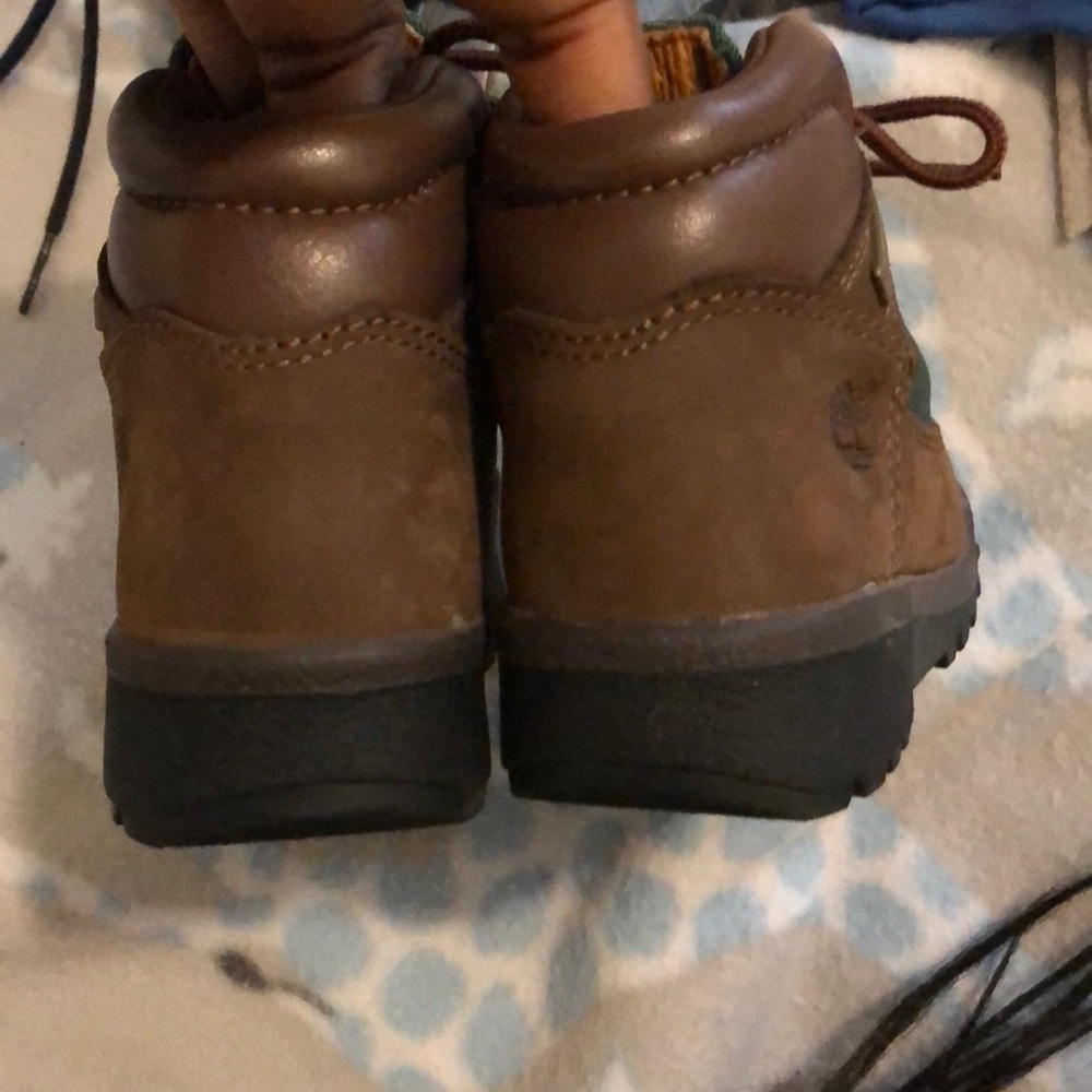 Timberlands - Picture 4 of 4